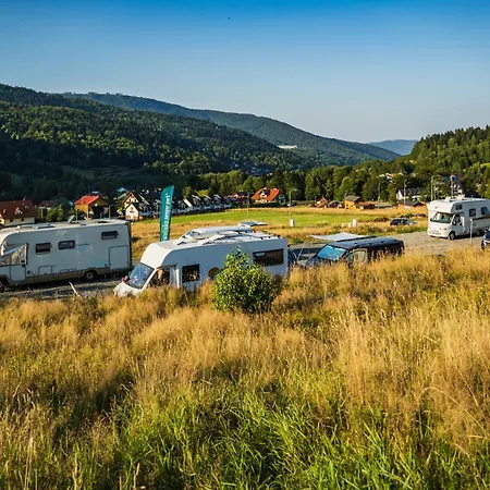Camping Zwalisko Camper Park Nocleg W Wynajetym Namiocie