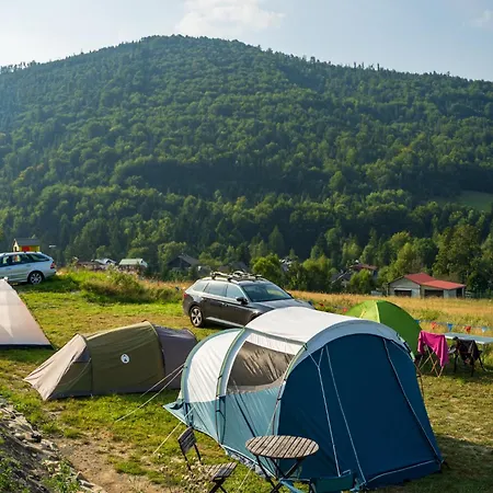 Camping Zwalisko Camper Park Nocleg W Wynajetym Namiocie *