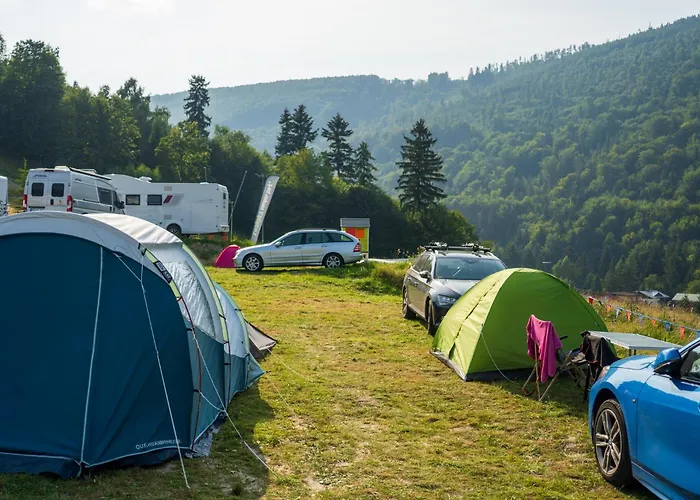 Campsite Zwalisko Camper Park Parcela Na Namiot