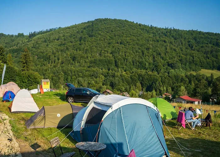Zwalisko Camper Park Parcela Na Namiot Campsite *